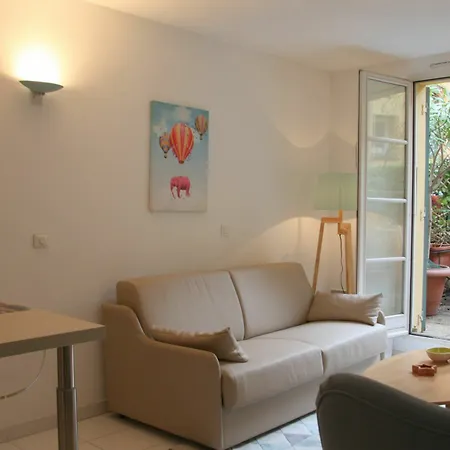 Happy Few La Maison Augustine Nizza